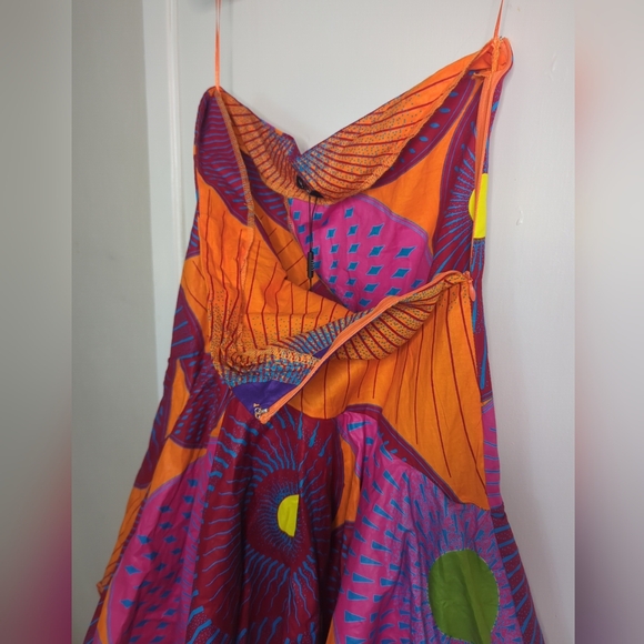 WHY Dress NWT Colorful Polyester Fabric Size M - Picture 11 of 16